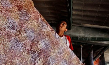 Batik Bermotif 